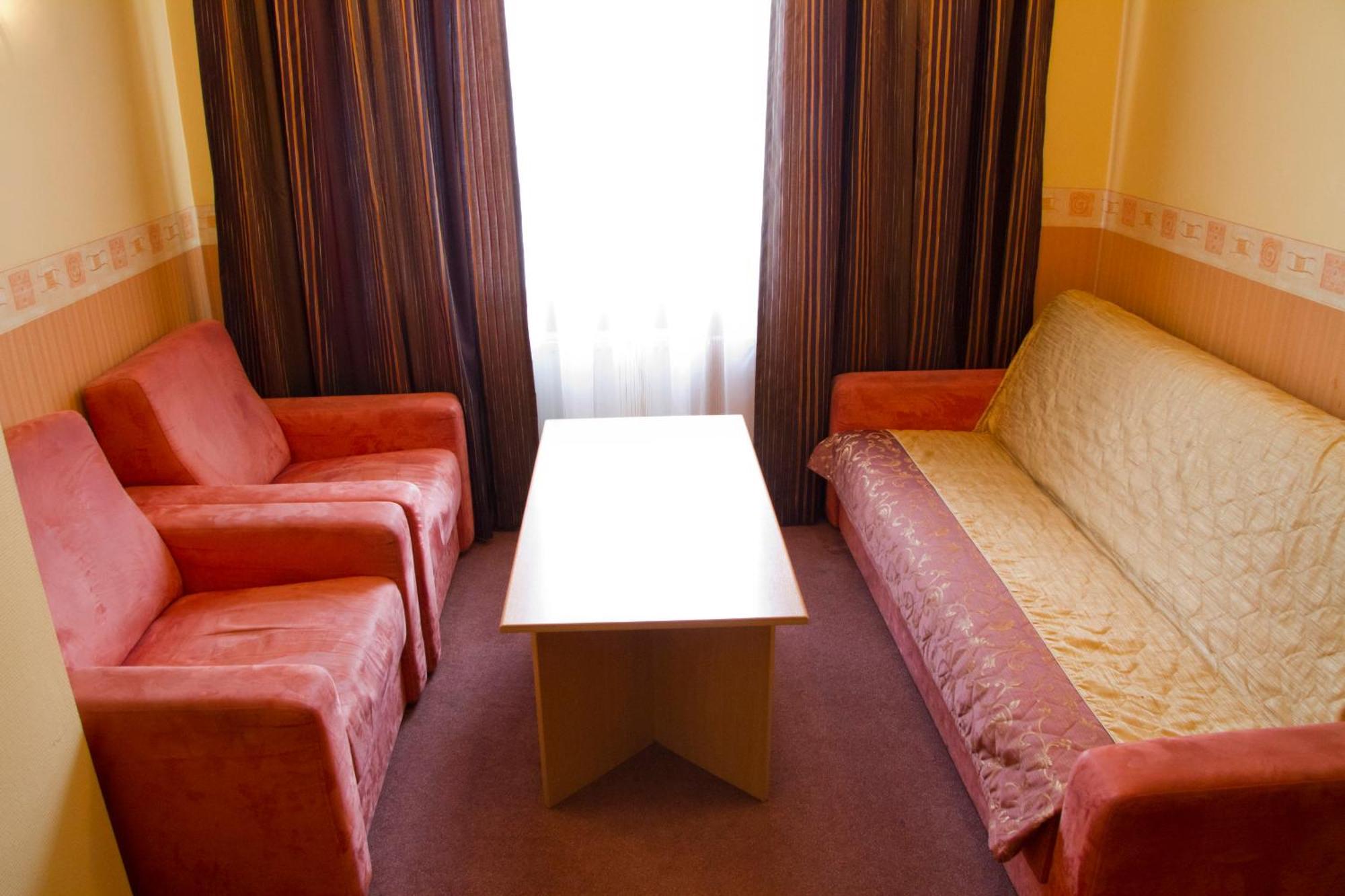 Hotel Iskra Rzeszów Eksteriør billede