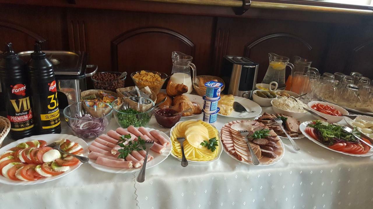 Hotel Iskra Rzeszów Eksteriør billede