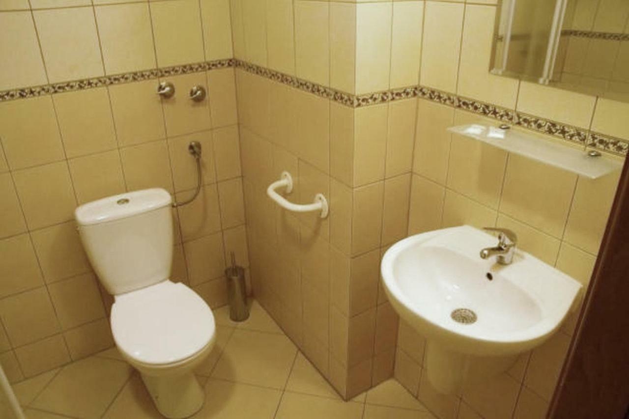 Hotel Iskra Rzeszów Eksteriør billede